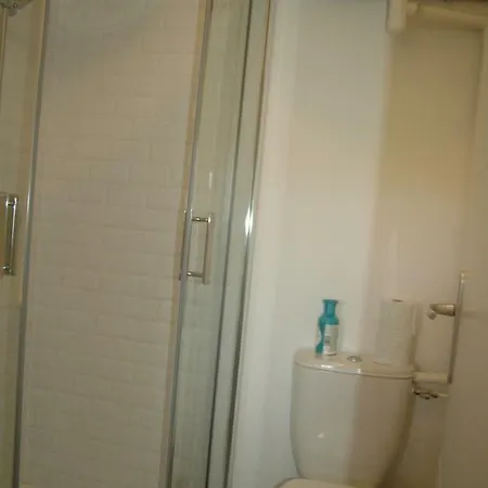 Palais De Justice Apartment *